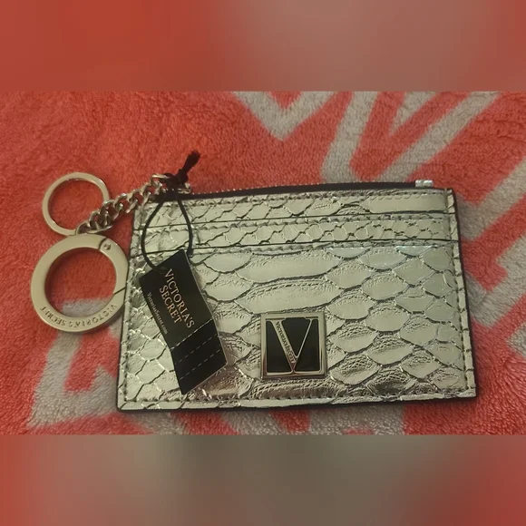 Victoria's Secret NWT Metallic Classic Card Case Keychain - Picture 2 of 9
